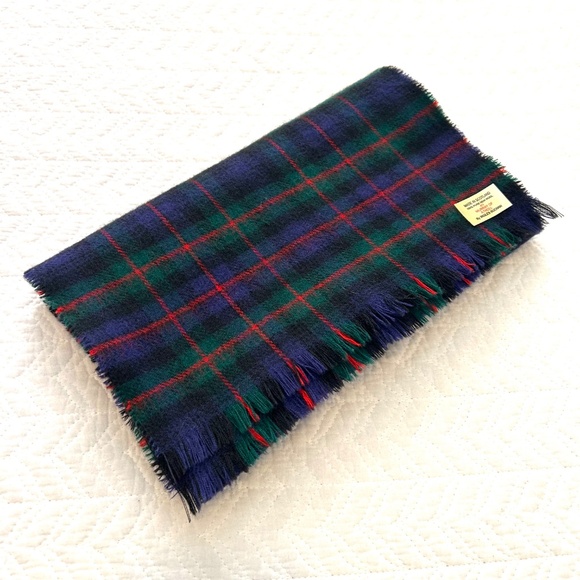 Like New Ingles Buchan Pure Wool Tartan Scarf Murray of Atholl Modern - Picture 9 of 12